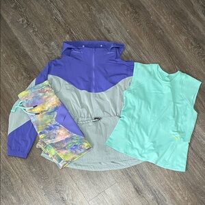 Like New Lululemon Matching Hiking Bundle. Size 8